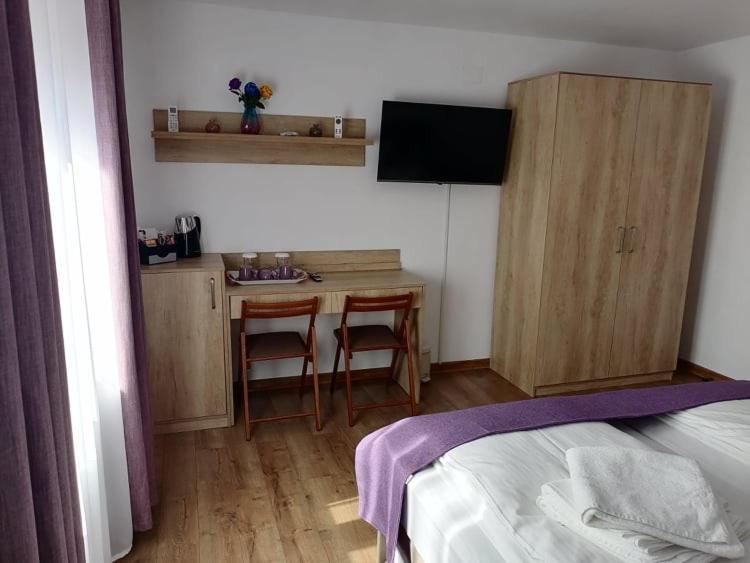 Ferienwohnung Happy House Hunedoara Exterior foto